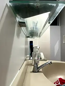 kisserzz online show from 11/07/25, 04:51