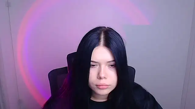 Snapshot of Mona_Esty chatting on 10/07/25, 05:10 Mona Esty online show from 10/07/25, 05:10