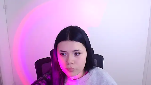 Snapshot of Mona_Esty chatting on 10/09/25, 05:22 Mona Esty online show from 10/09/25, 05:22