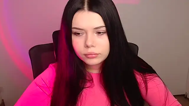 Snapshot of Mona_Esty chatting on 10/16/25, 05:36 Mona Esty online show from 10/16/25, 05:36