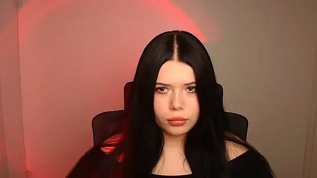 Snapshot of Mona_Esty chatting on 10/24/25, 06:37 Mona Esty online show from 10/24/25, 06:37