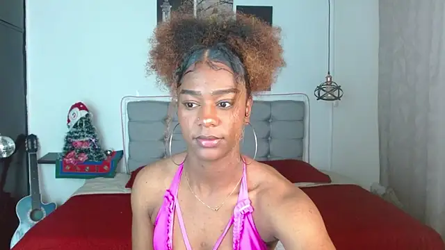 Snapshot of samara_roxx chatting on 12/03/25, 03:25 samara roxx online show from 12/03/25, 03:25