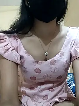 Snapshot of swethareddyy9119 chatting on 11/09/25, 03:32 swethareddyy9119 online show from 11/09/25, 03:32