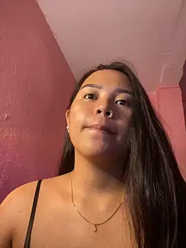 Snapshot of Funtasee_Andi chatting on 03/27/26, 08:19 Funtasee Andi online show from 03/27/26, 08:19