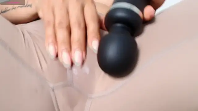 Shanell Rousex online show from 10/30/25, 05:35