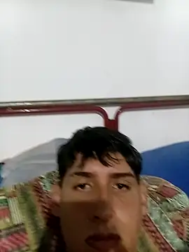 Snapshot of Luisneljc chatting on 01/18/26, 01:04 Luisneljc online show from 01/18/26, 01:04