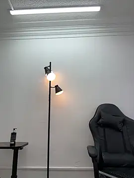 Snapshot of _Sarita_1 chatting on 11/18/25, 02:28 Sarita 1 online show from 11/18/25, 02:28