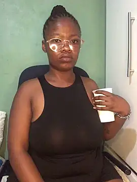 Snapshot of BarbioTheEmpressXxxxx chatting on 04/12/26, 12:59 BarbioTheEmpressXxxxx online show from 04/12/26, 12:59