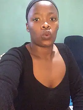 Snapshot of BarbioTheEmpressXxxxx chatting on 04/20/26, 10:40 BarbioTheEmpressXxxxx online show from 04/20/26, 10:40