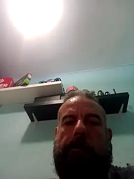 kikecastella online show from 10/20/25, 01:33