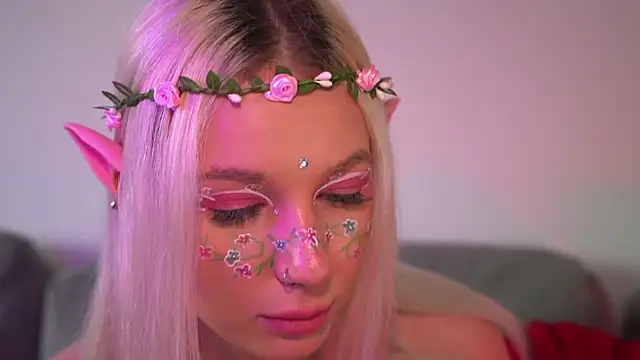 Snapshot of RanyThomson chatting on 04/17/26, 02:53 RanyThomson online show from 04/17/26, 02:53