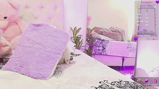 Snapshot of SoofiKiss chatting on 03/21/26, 08:23 SoofiKiss online show from 03/21/26, 08:23