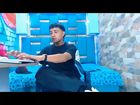 dazo vnzl12 online show from 10/23/25, 07:45