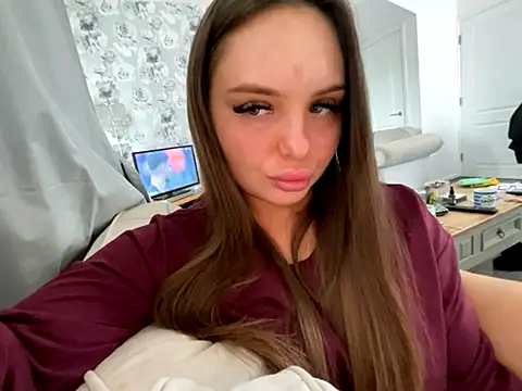 Snapshot of EllaStarrxxx chatting on 10/04/25, 01:42 EllaStarrxxx online show from 10/04/25, 01:42