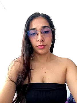 Snapshot of SabrinaEvanss_ chatting on 10/14/25, 03:24 SabrinaEvanss online show from 10/14/25, 03:24