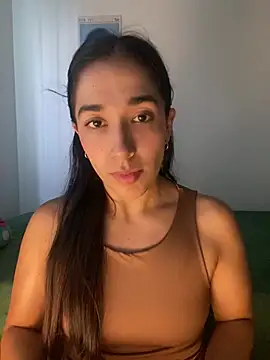 Snapshot of SabrinaEvanss_ chatting on 03/17/26, 08:45 SabrinaEvanss online show from 03/17/26, 08:45