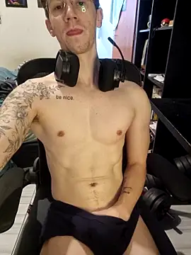 SweetGoodBoy22 online show from 10/28/25, 03:25