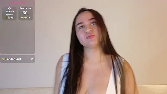 Mia belmontt online show from 10/06/25, 07:33