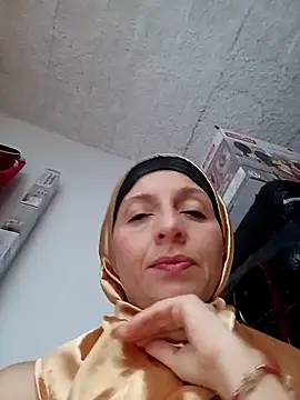 Aafsha  online show from 12/21/25, 11:28