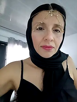 Snapshot of Aafsha_ chatting on 03/06/26, 12:01 Aafsha online show from 03/06/26, 12:01