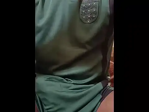 Snapshot of sweet_bi19 chatting on 10/08/25, 02:20 sweet bi19 online show from 10/08/25, 02:20