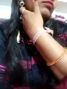 Priyanka hot54 online show from 10/27/25, 07:40