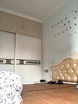 Mile-m online show from 10/13/25, 09:20