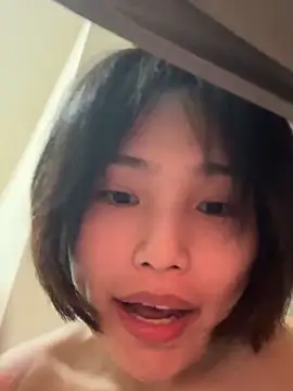 Snapshot of eee79bbb chatting on 04/07/26, 05:57 eee79bbb online show from 04/07/26, 05:57