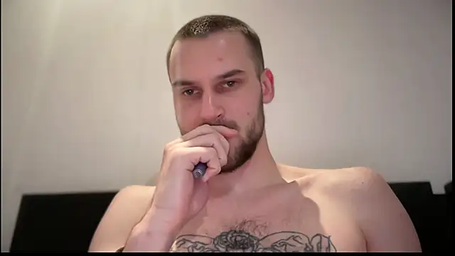 Iveraan online show from 10/26/25, 06:14