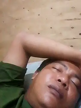 Snapshot of WildSuckerBabe chatting on 10/14/25, 08:04 WildSuckerBabe online show from 10/14/25, 08:04