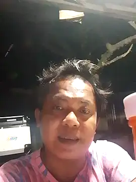 Snapshot of WildSuckerBabe chatting on 10/16/25, 03:46 WildSuckerBabe online show from 10/16/25, 03:46