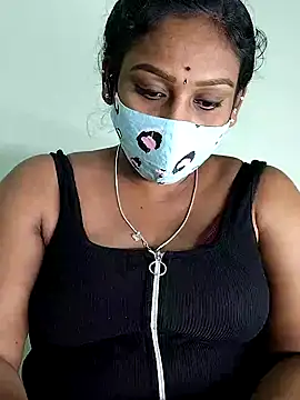 Snapshot of tamil_Monisha chatting on 10/14/25, 05:36 tamil Monisha online show from 10/14/25, 05:36