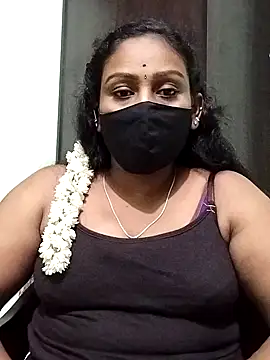 Snapshot of tamil_Monisha chatting on 10/21/25, 05:24 tamil Monisha online show from 10/21/25, 05:24
