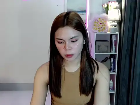 Snapshot of buttycamillex chatting on 03/24/26, 06:02 buttycamillex online show from 03/24/26, 06:02