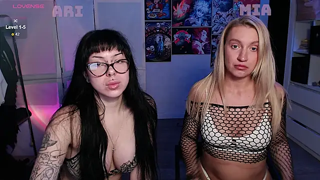 Snapshot of cherry_ruby88 chatting on 10/12/25, 01:21 cherry ruby88 online show from 10/12/25, 01:21