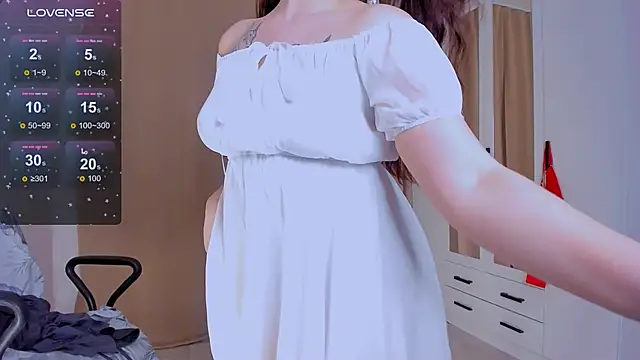 Snapshot of AmeliHallss chatting on 03/14/26, 04:23 AmeliHallss online show from 03/14/26, 04:23