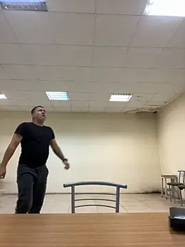 Mahrovmaxim online show from 10/18/25, 05:21