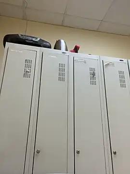 Mahrovmaxim online show from 10/21/25, 05:30