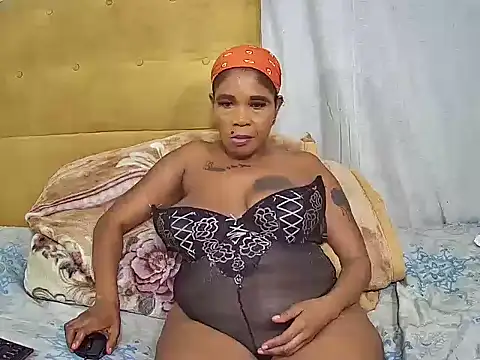 QueenLady7 online show from 10/04/25, 09:02