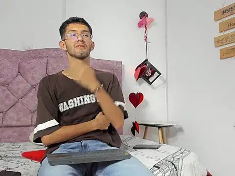 ianthompsoncut online show from 10/10/25, 11:04