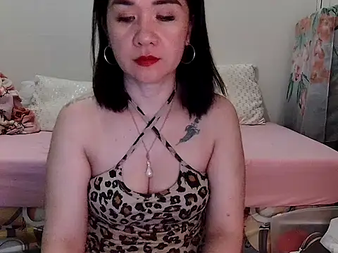 KissHott online show from 03/31/26, 02:39