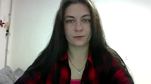 Snapshot of Twolatte1520 chatting on 11/28/25, 08:28 Twolatte1520 online show from 11/28/25, 08:28