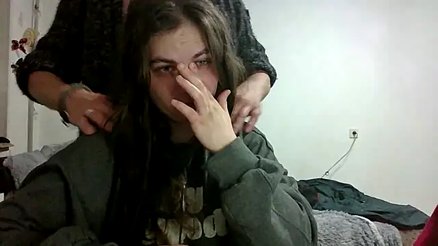 Snapshot of Twolatte1520 chatting on 04/15/26, 07:58 Twolatte1520 online show from 04/15/26, 07:58