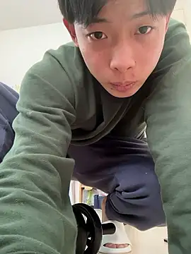 Snapshot of aooya chatting on 11/29/25, 02:47 aooya online show from 11/29/25, 02:47