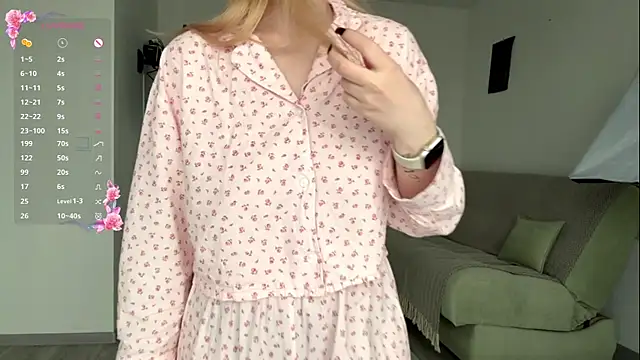 Snapshot of GilySuper chatting on 04/03/26, 11:08 GilySuper online show from 04/03/26, 11:08