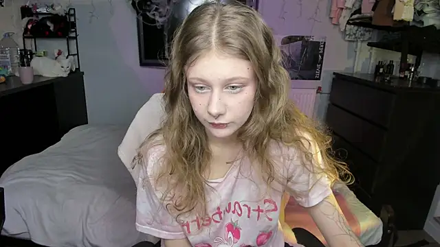 SweetPromise online show from 10/20/25, 02:39