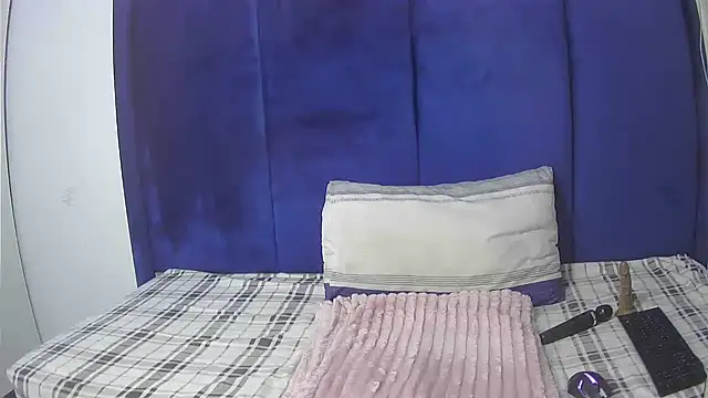 Snapshot of Pretty-C chatting on 03/30/26, 11:39 Pretty-C online show from 03/30/26, 11:39