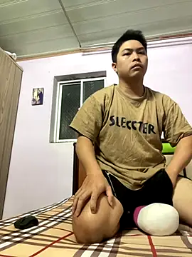 Zynzel online show from 10/12/25, 12:15