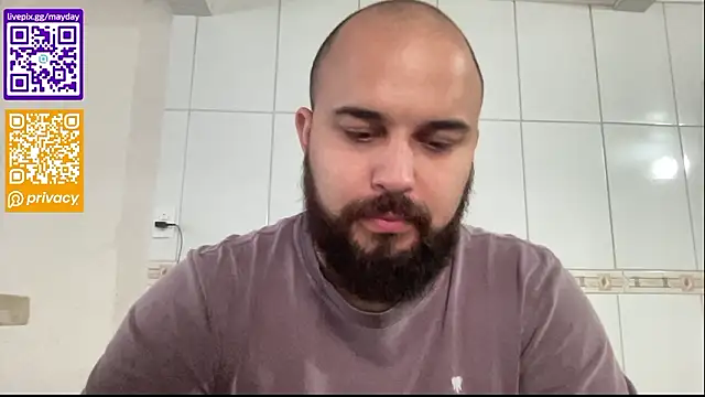 Snapshot of mayday2025m chatting on 02/09/26, 11:14 mayday2025m online show from 02/09/26, 11:14