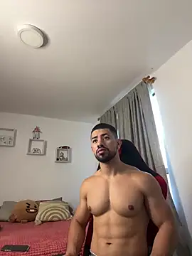 Ezzio Scolaro online show from 11/07/25, 11:21